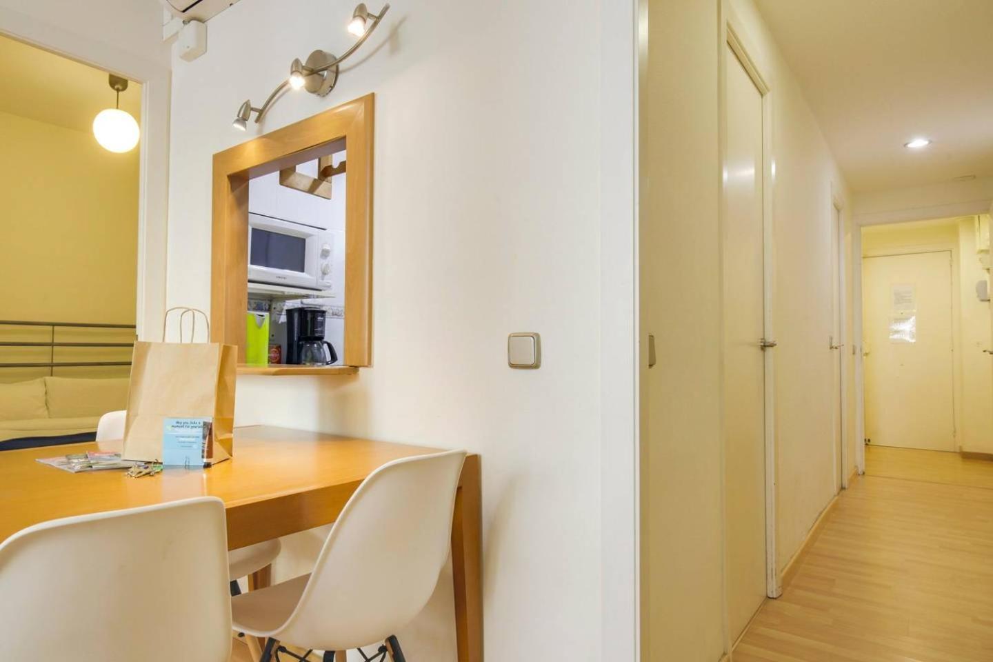 Cozy 2 Bedroom Next To Arc De Triomf Barcelona Kültér fotó